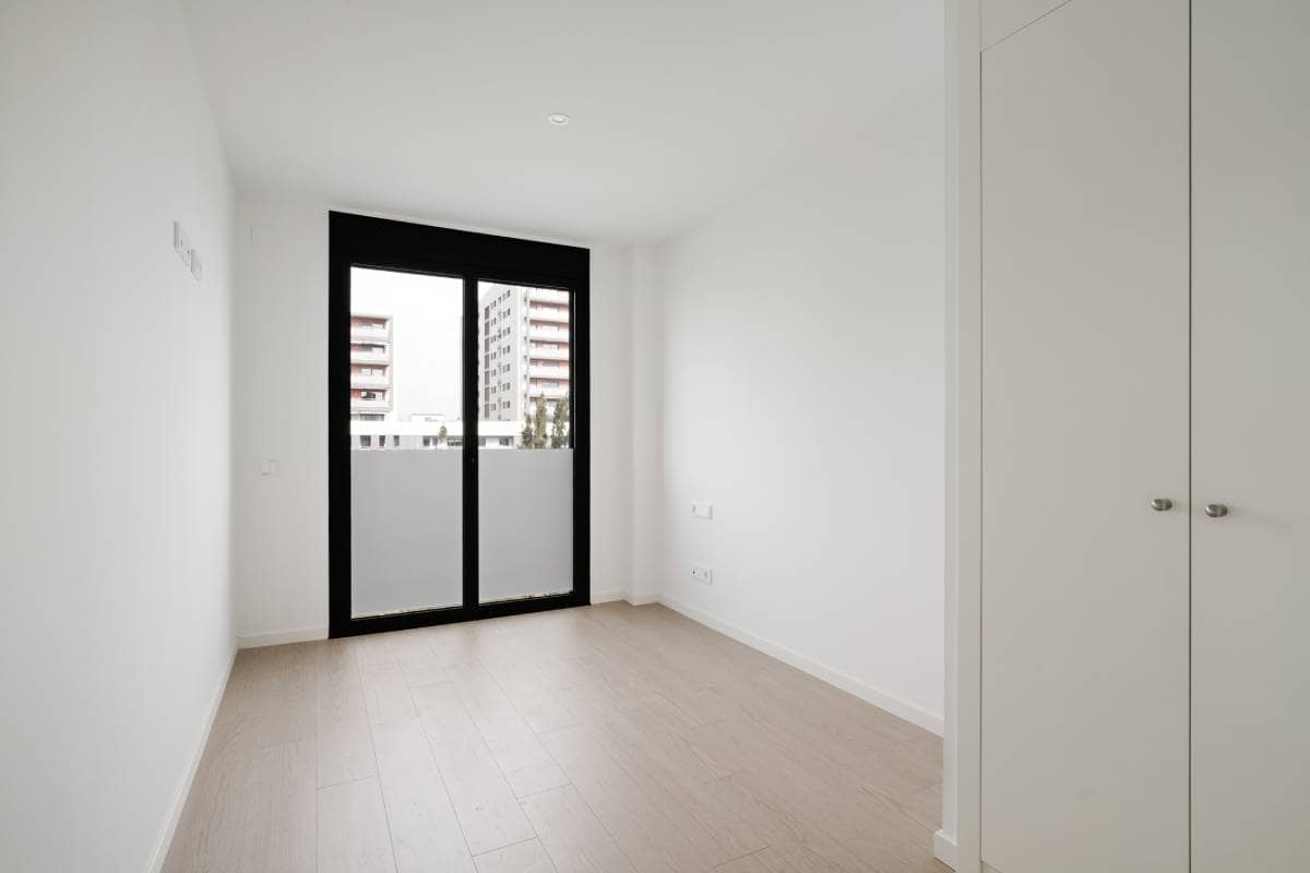 pages/flats/marobert-badalona.image_seo.floor_2_portal_C_door_1_5
